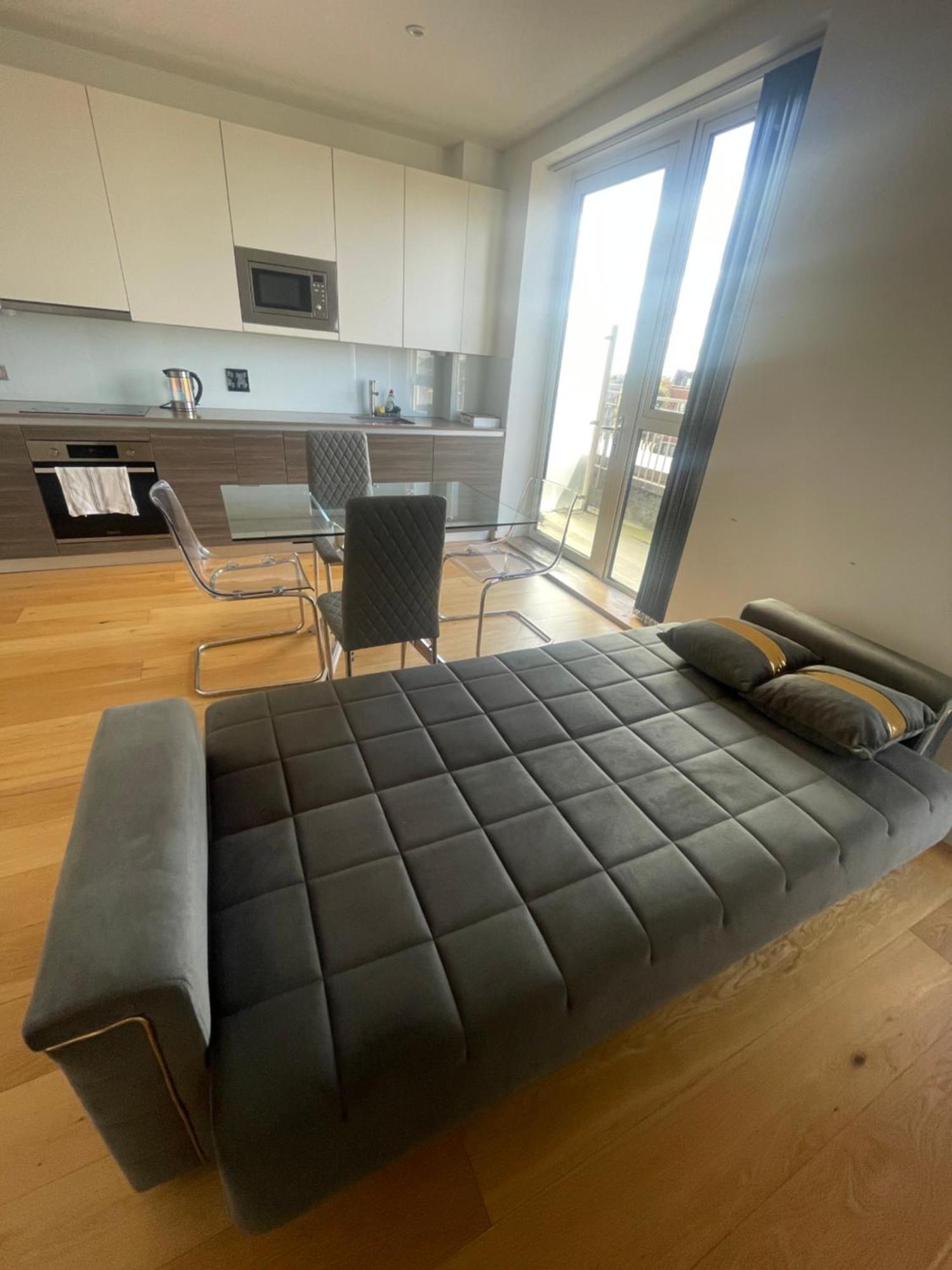 Luxury Top Floor Penthouse Apartment Near Heathrow London Kültér fotó